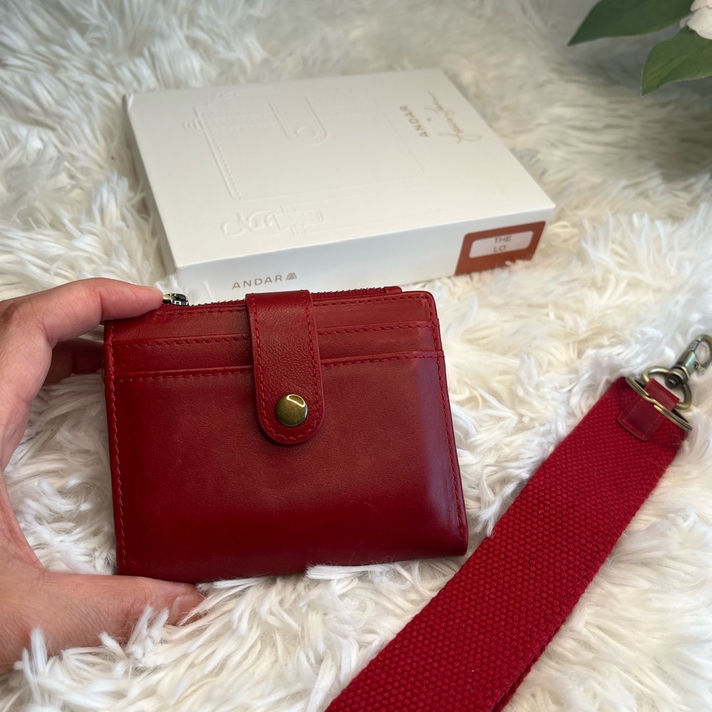 Andar Lo Leather Compact Wallet in Red - Picture 13 of 13
